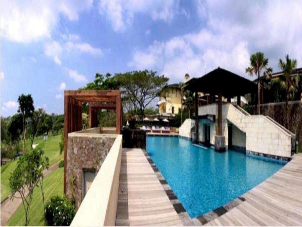 Taman Dayu Golf Club And Resort Prigen Экстерьер фото