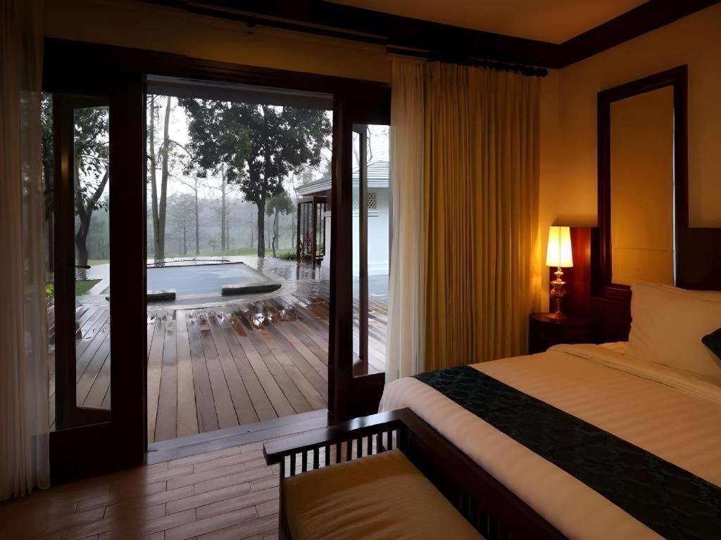 Taman Dayu Golf Club And Resort Prigen Экстерьер фото
