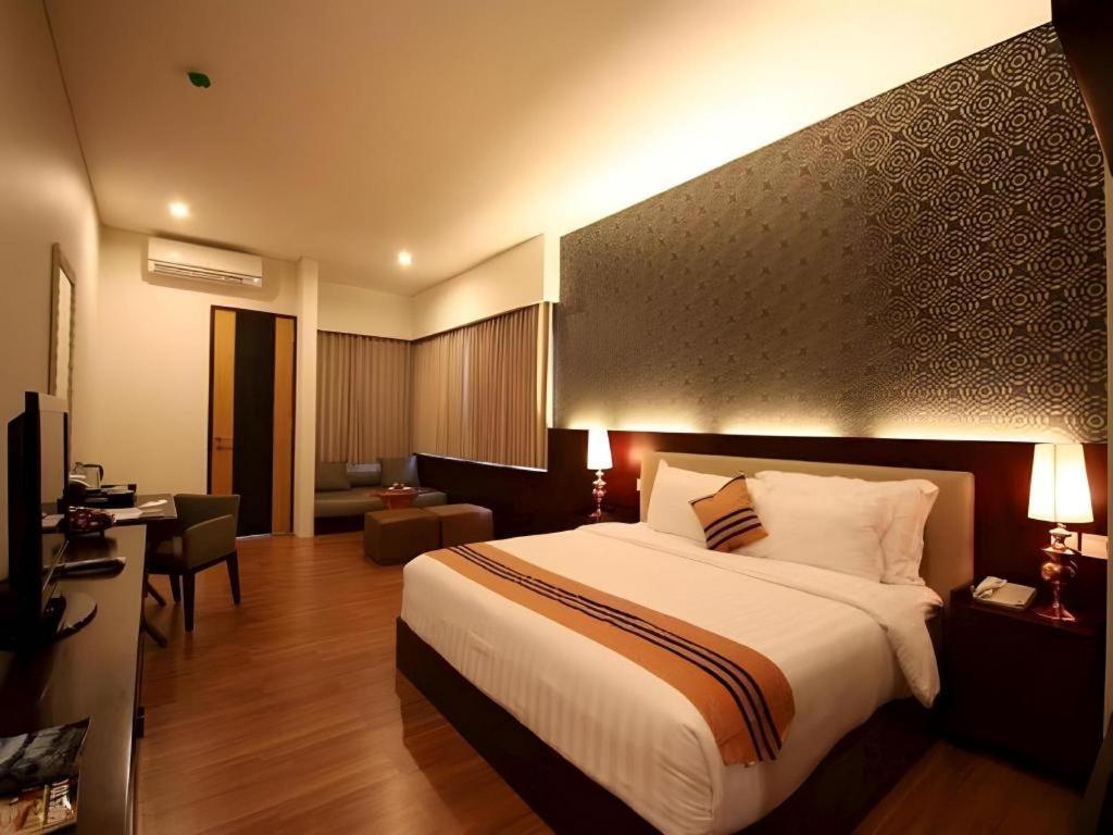 Taman Dayu Golf Club And Resort Prigen Экстерьер фото