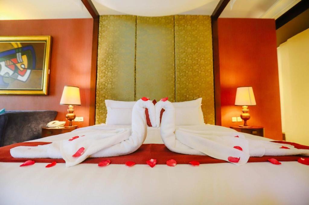 Taman Dayu Golf Club And Resort Prigen Экстерьер фото