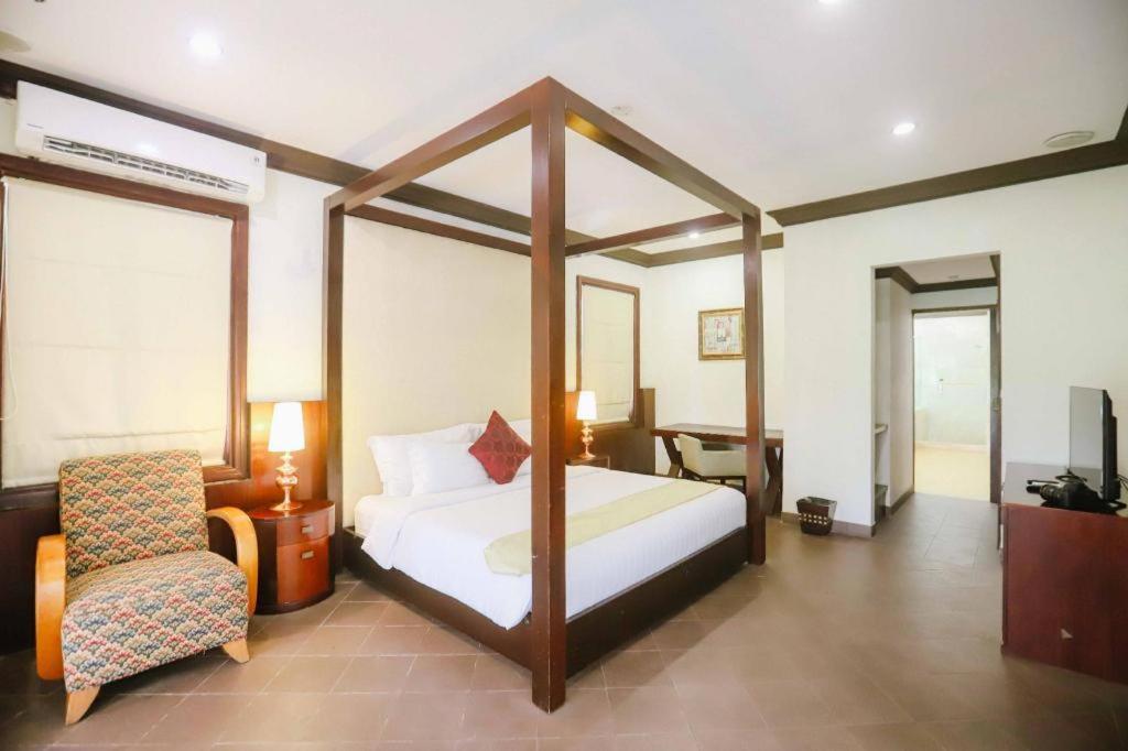 Taman Dayu Golf Club And Resort Prigen Экстерьер фото